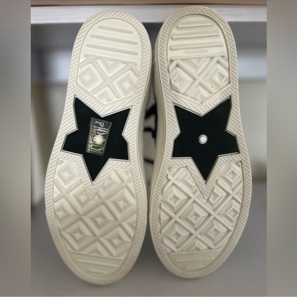 Christian Dior WALK ‘N’ DIOR trotter knit sneakers tennis shoes 39.5 9.5 - Picture 5 of 10